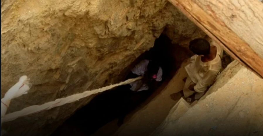 60 قتيلاً بانهيار منجم ذهب في السودان