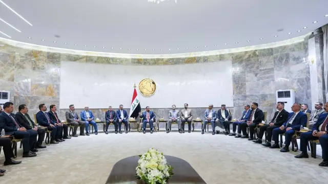 الحلبوسي يبحث مع أساتذة ومثقفي ديالى الواقعين الأمني والخدمي بالمحافظة