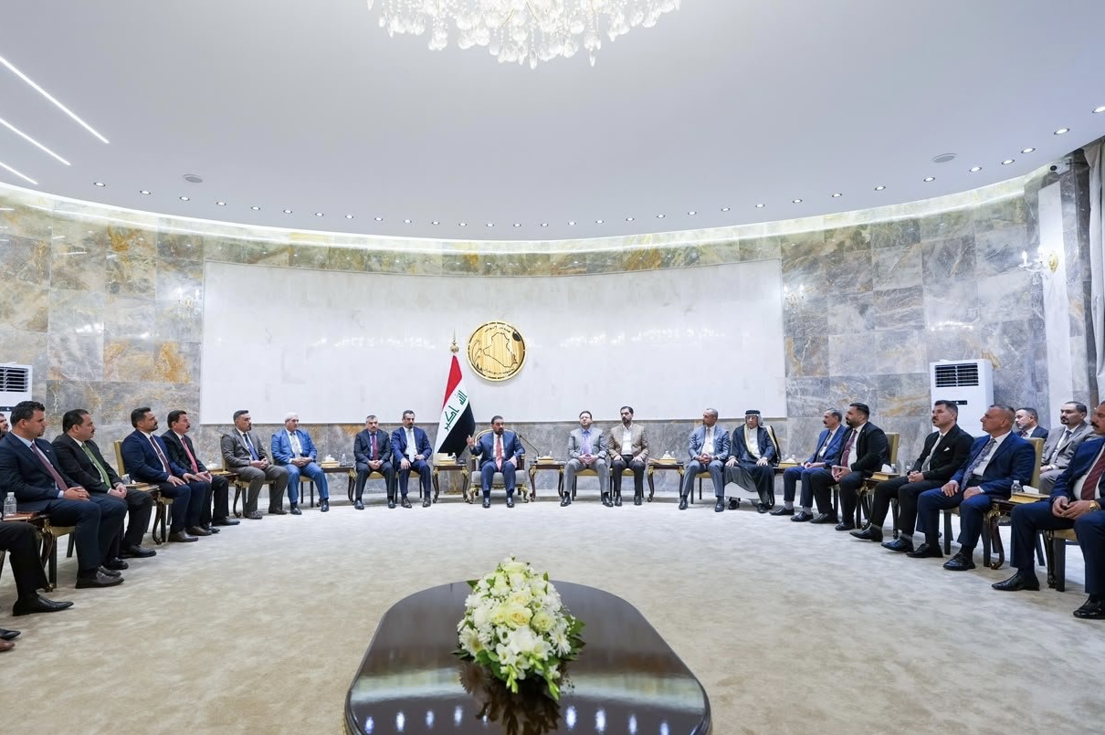 الحلبوسي يبحث مع أساتذة ومثقفي ديالى الواقعين الأمني والخدمي بالمحافظة