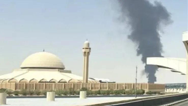 وسائل إعلام: تصاعد دخان قرب مطار الرياض