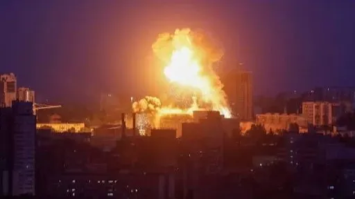 بينهم طفلان.. قتلى بهجوم روسي على كييف