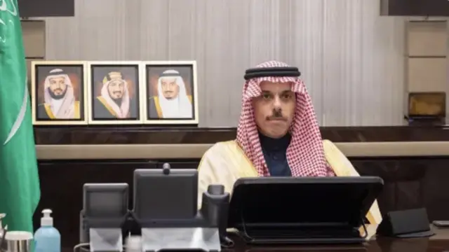 وزير الخارجية السعودي: نؤكد على ضرورة حل النزاعات بالوسائل السلمية