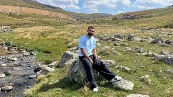 بسبب صورة محمد صلاح.. صخرة بتركيا تتحول مزاراً سياحياً