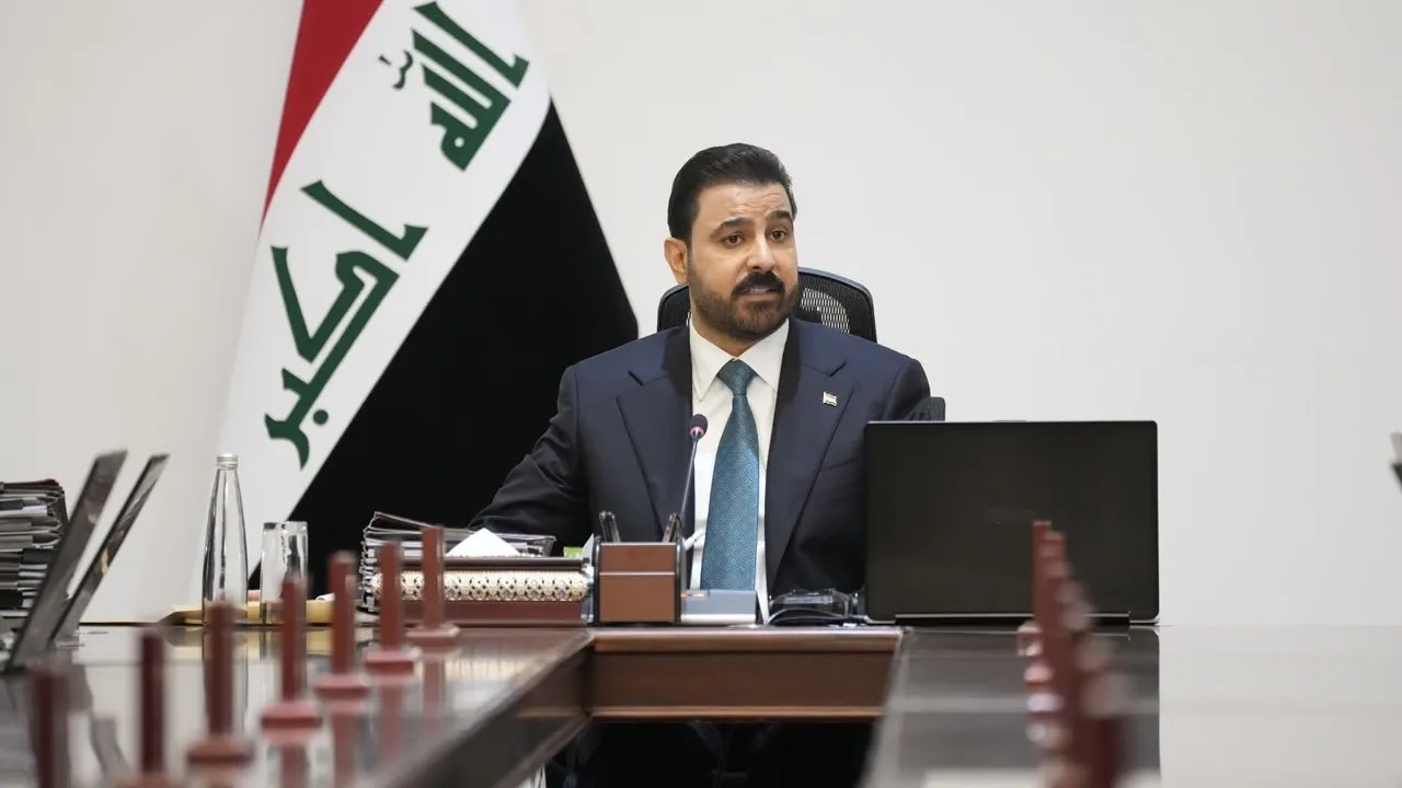 رئيس الوزراء: ‏توحيد القوات الأمنية والعسكرية تحت الأطر الدستورية والقانونية خطوة مهمة في ترسيخ أمننا الوطني