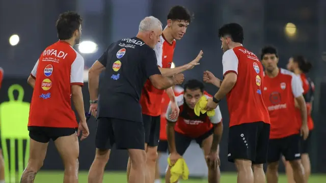 منتخبنا الوطني يجري وحدته التدريبية الأولى في جدة تحضيرا لمواجهة عمان في كأس الخليج