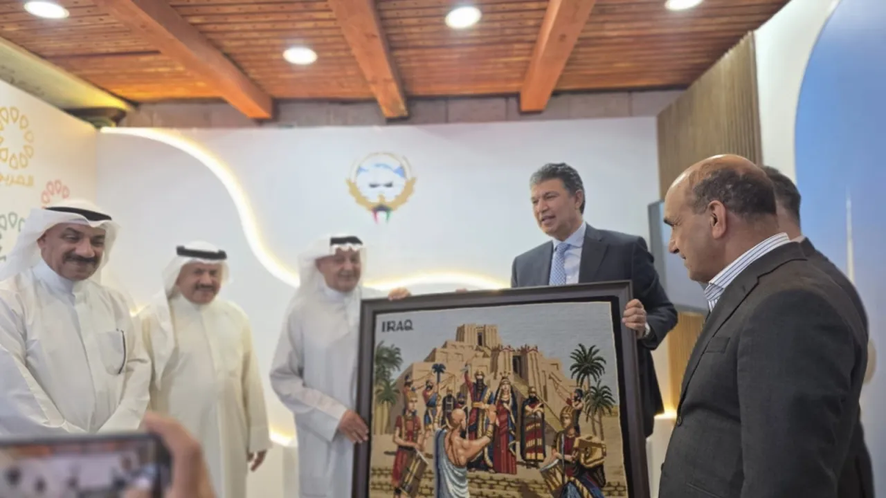 رئيس شبكة الإعلام يشارك في افتتاح المعرض التكنولوجي للمهرجان العربي للاذاعة والتلفزيون بتونس