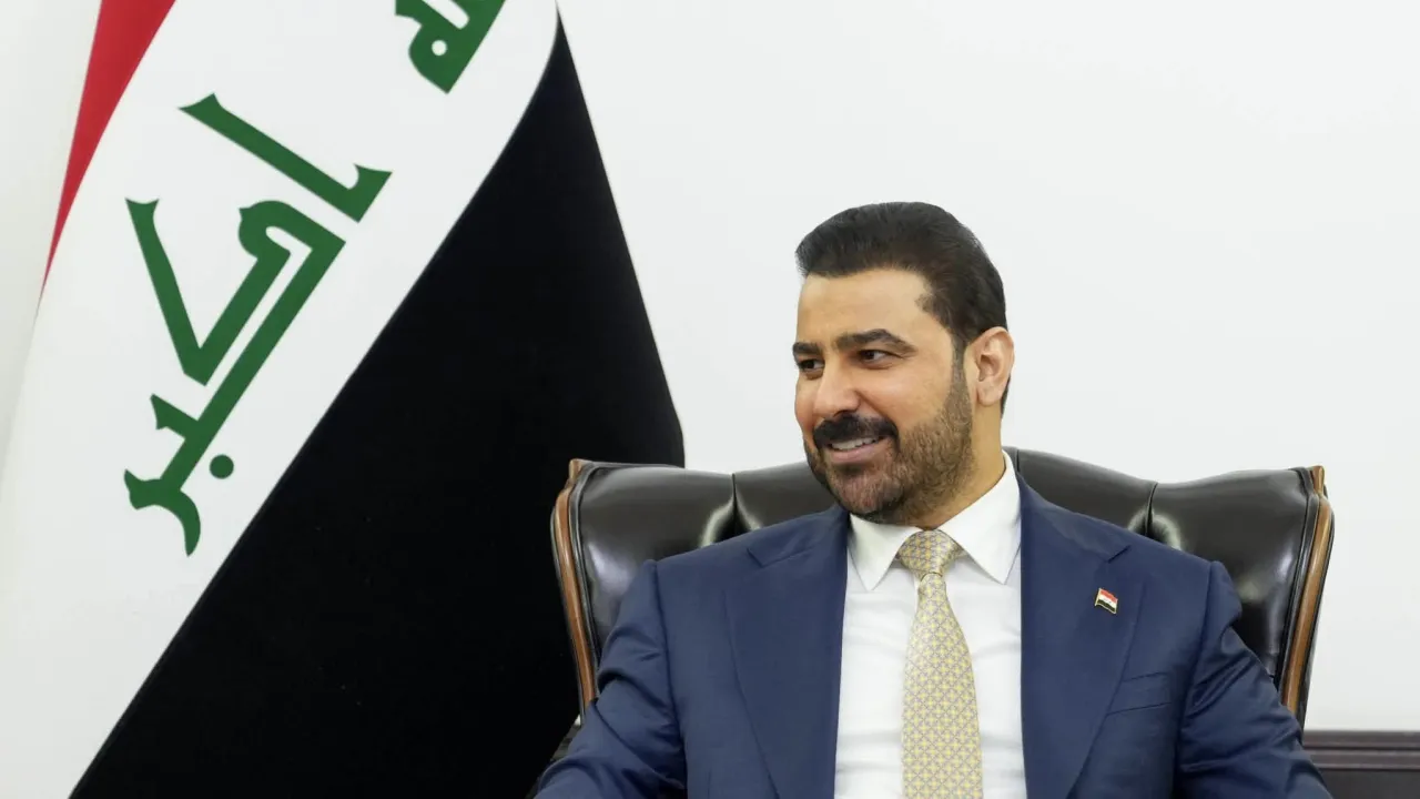 رئيس الوزراء يهنئ ملك السعودية وولي عهده بالعيد الوطني للمملكة