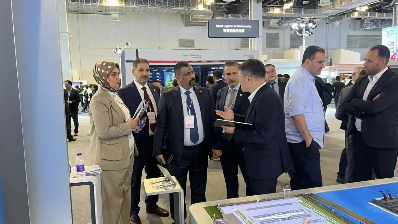 النقل تبحث مع هواوي تطبيقات الموانئ الذكية والأتمتة المتقدمة