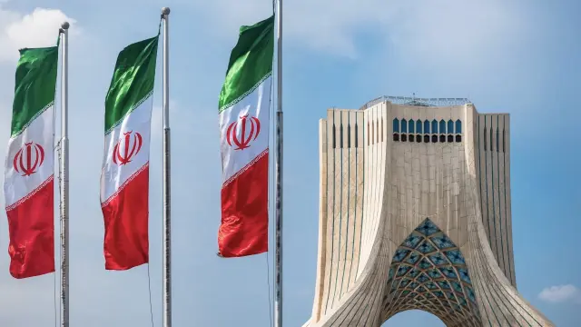إيران تنفي اتخاذ إجراء عسكري رداً على القيود الجوية الأخيرة