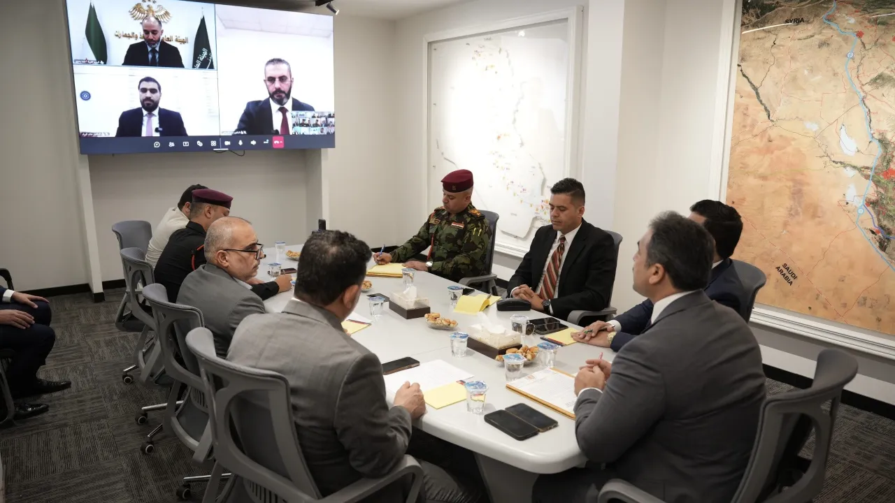 العراق وسوريا يتفقان على فتح قنوات تواصل مباشرة بشأن المنافذ المشتركة وتناقل البيانات الكمركية الكترونياً