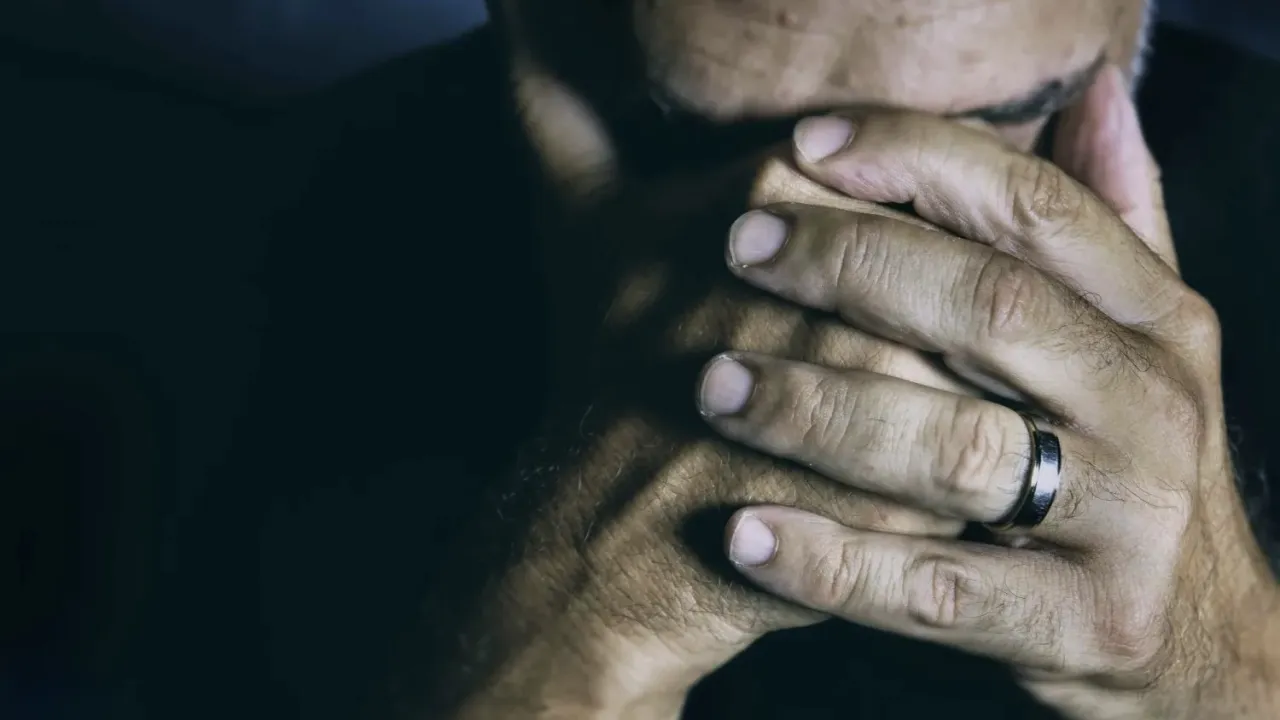عوامل خفية قد تزيد خطر الاكتئاب مع التقدم في العمر