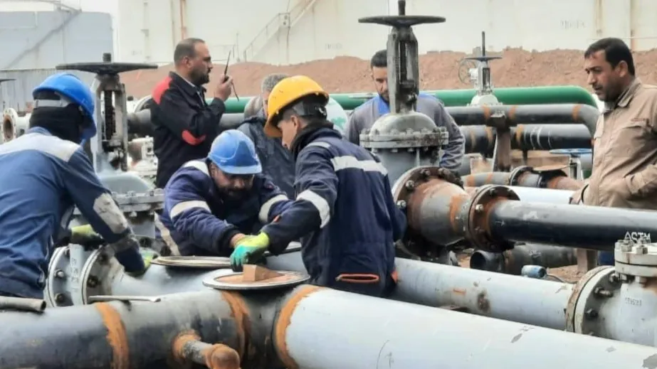 Oil prices fall as U.S.-Iran talks are weighed and Gulf exports recover