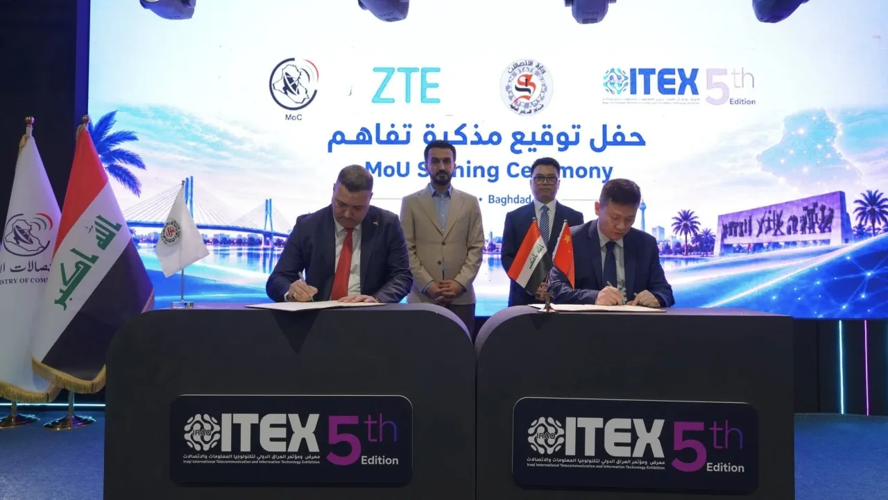 الاتصالات تعلن توقيع مذكرة تفاهم مع (ZTE) الصينية لتعزيز التعاون بمجالات التكنولوجيا