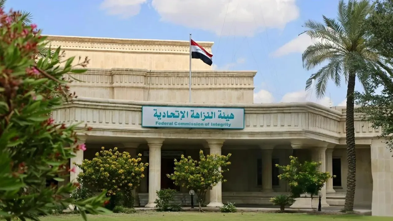 النزاهة تضبط معاون مدير مجمع حبوب الإسحاقي متلبساً بالرشوة في صلاح الدين