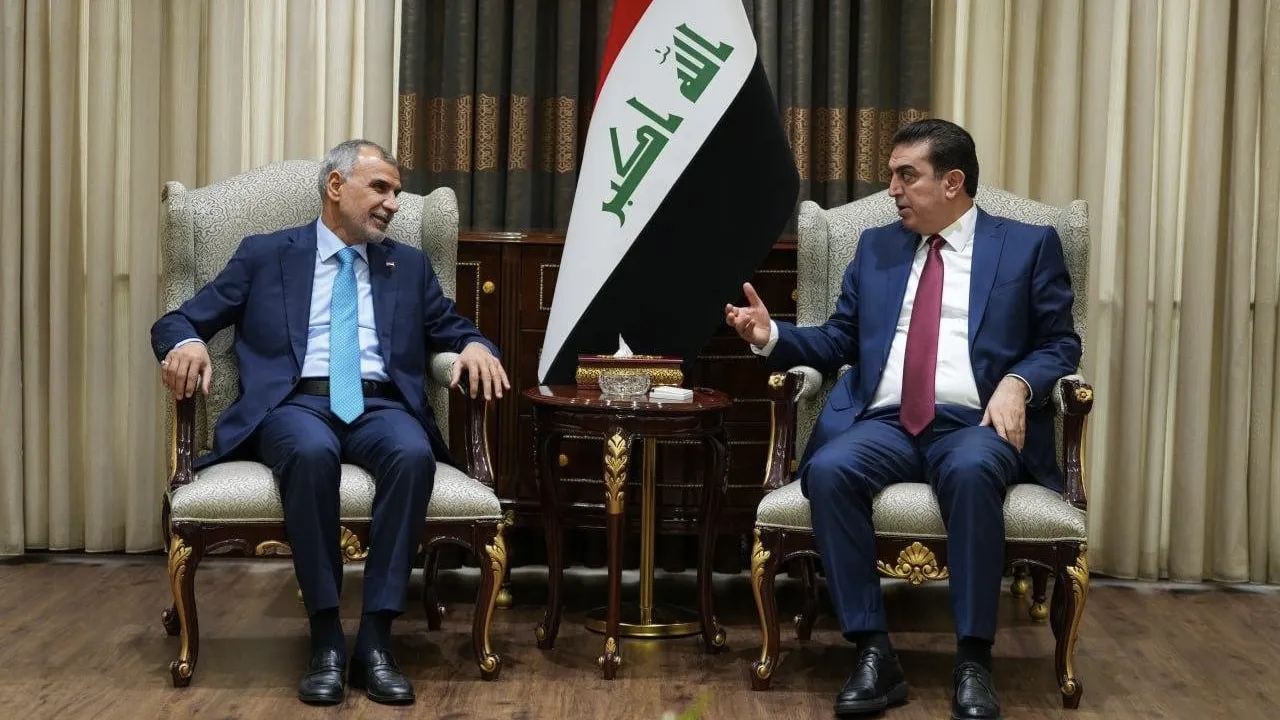 أتروشي يؤكد لوزير المالية أهمية إقرار الموازنة بما ينسجم مع حجم التحديات الاقتصادية