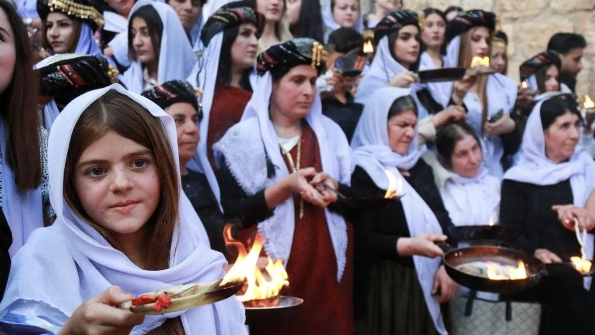 من سنجار إلى لالش الأزياء الإيزيدية تحيي الموروث في الأعياد والمناسبات