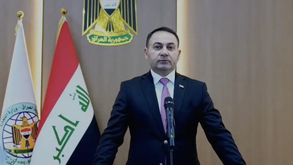 وزير التجارة يوجه بتسهيل بيع المواد الإنشائية نقداً وبالتقسيط الميسّر دون فوائد