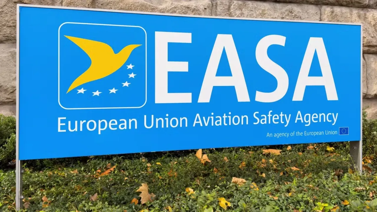 Europeiska byrån för flygsäkerhet varnar för flyg över fler delar av saudiskt luftrum efter attack mot Riyadhs flygplats