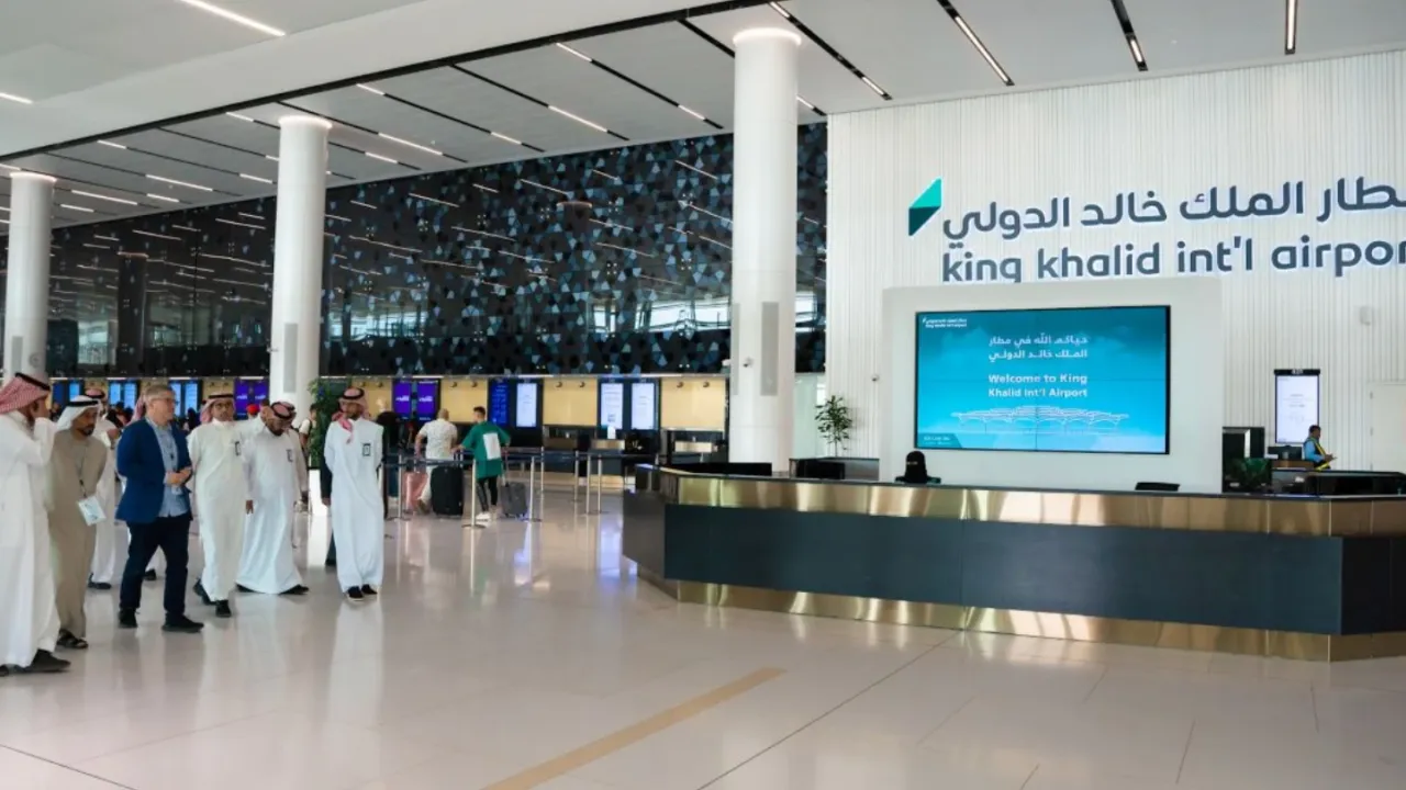 Generalmyndigheten för civil luftfart: Attack mot King Khalid-flygplatsen i Riyadh – flera skadade
