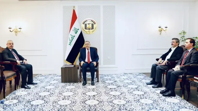مستشار الأمن القومي يؤكد دور العشائر في دعم توجهات الحكومة