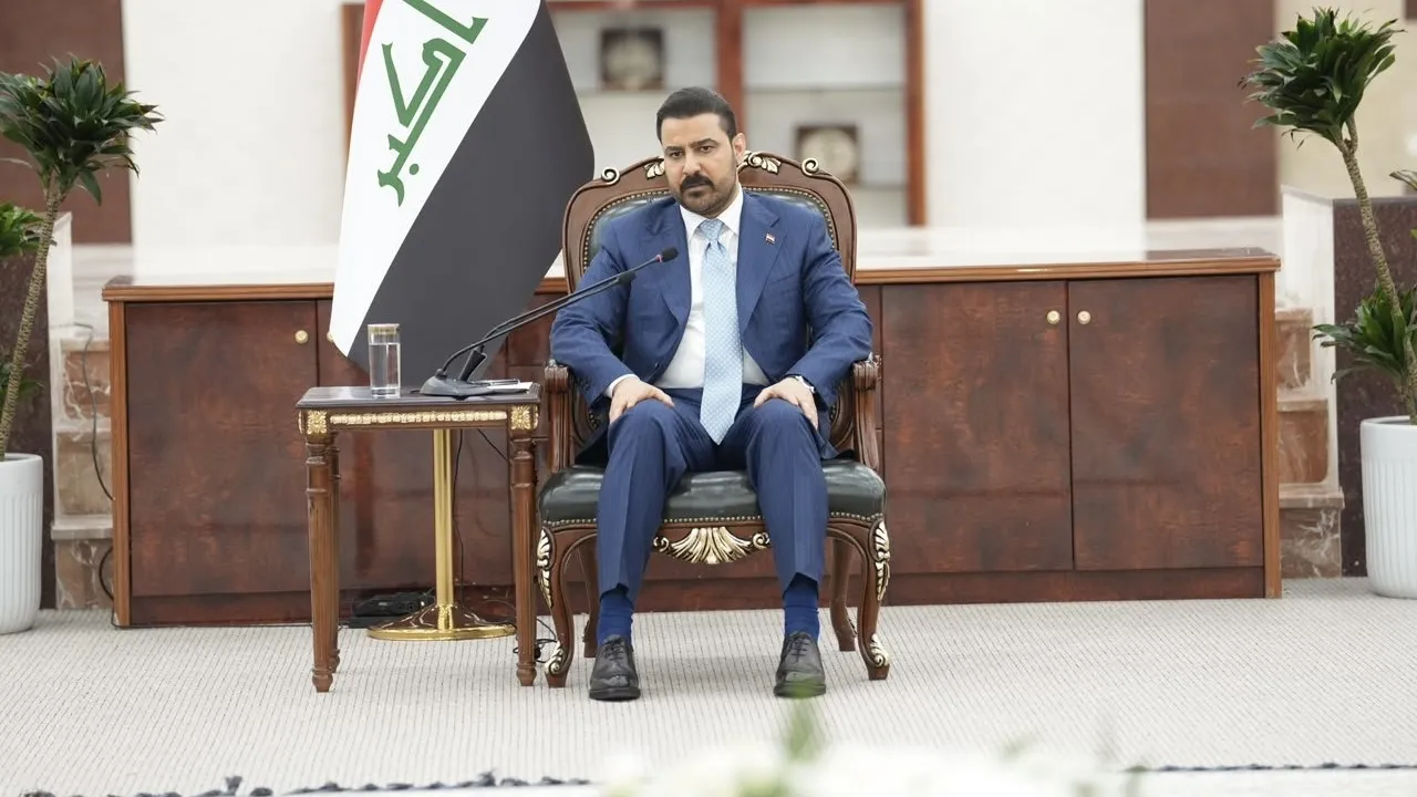 الزيـدي يرعى تسليم مفاتيح الدفعة الأولى من منازل الموصل القديمة بعد إعادة الإعمار