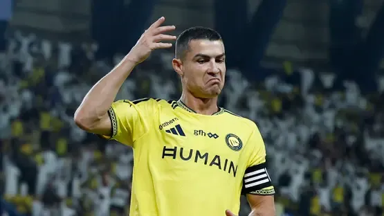 رونالدو أنا الأكثر تكاملاً والأعظم في التاريخ ومن يقول غير ذلك كاذب