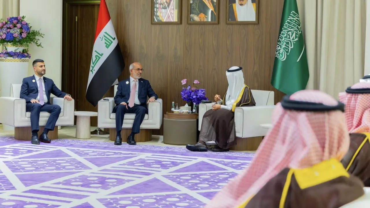 وزير الكهرباء العراقي يلتقي نظيره السعودي في الرياض لبحث التعاون الطاقي