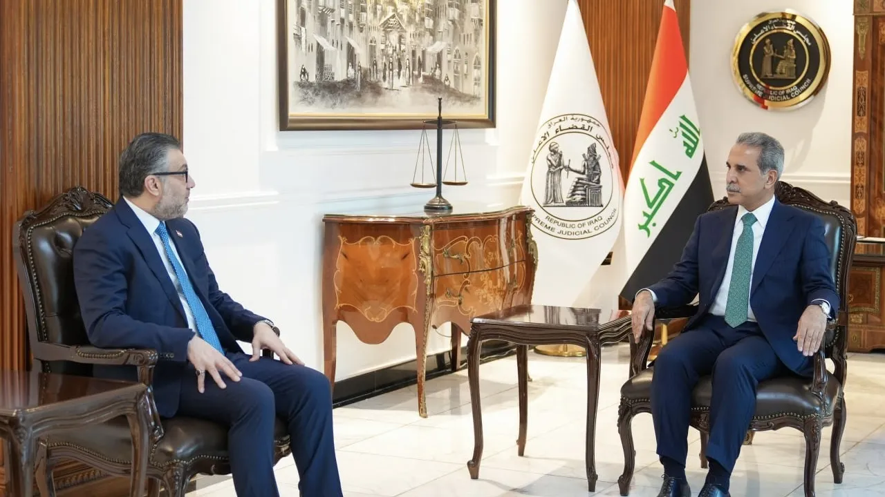 القاضي زيدان وأبو كلل يدرسان السبل القانونية لمعالجة مخالفات شركات الاتصالات الخاصة
