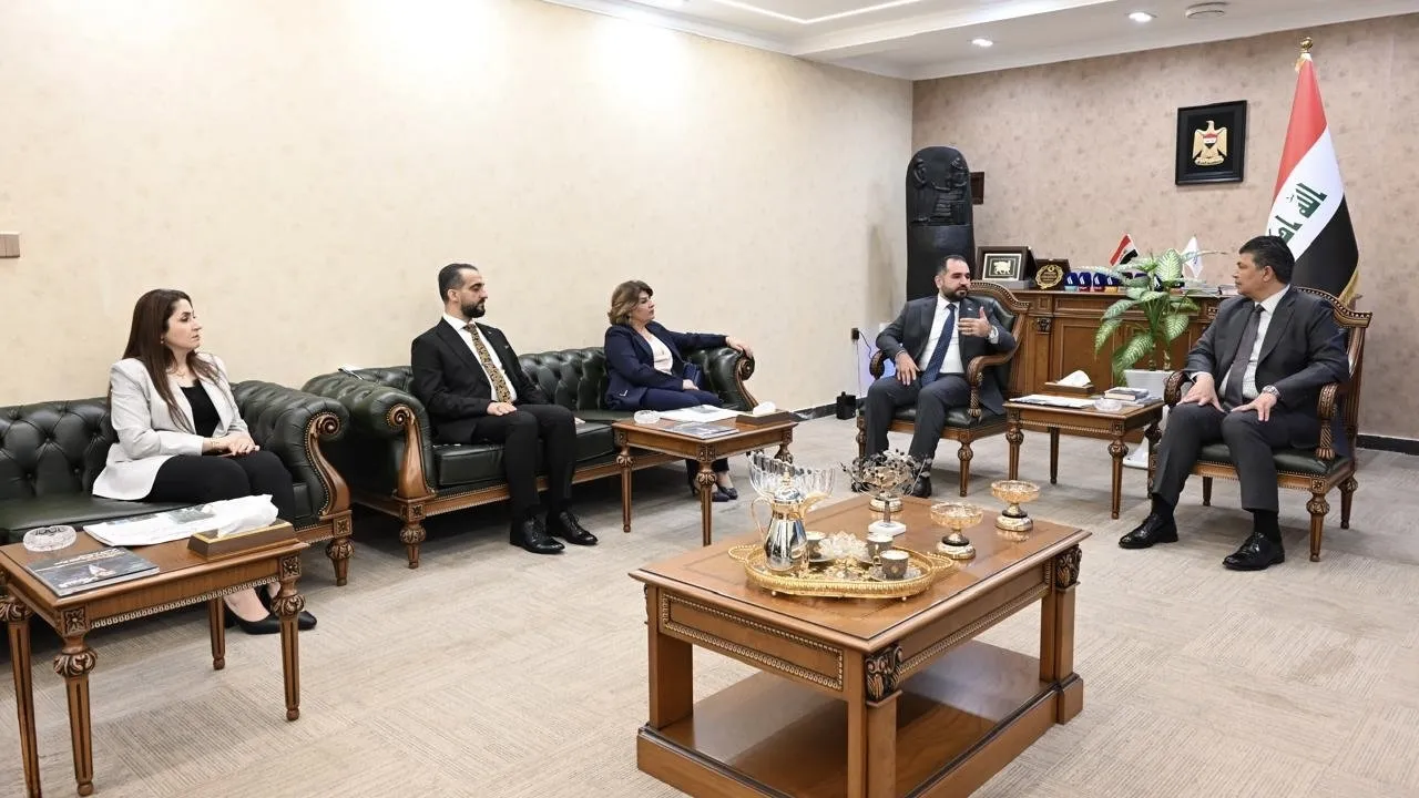 شبكة الإعلام العراقي وديوان الأوقاف يبحثان إبرام مذكرة تفاهم لتعزيز التغطية الدينية