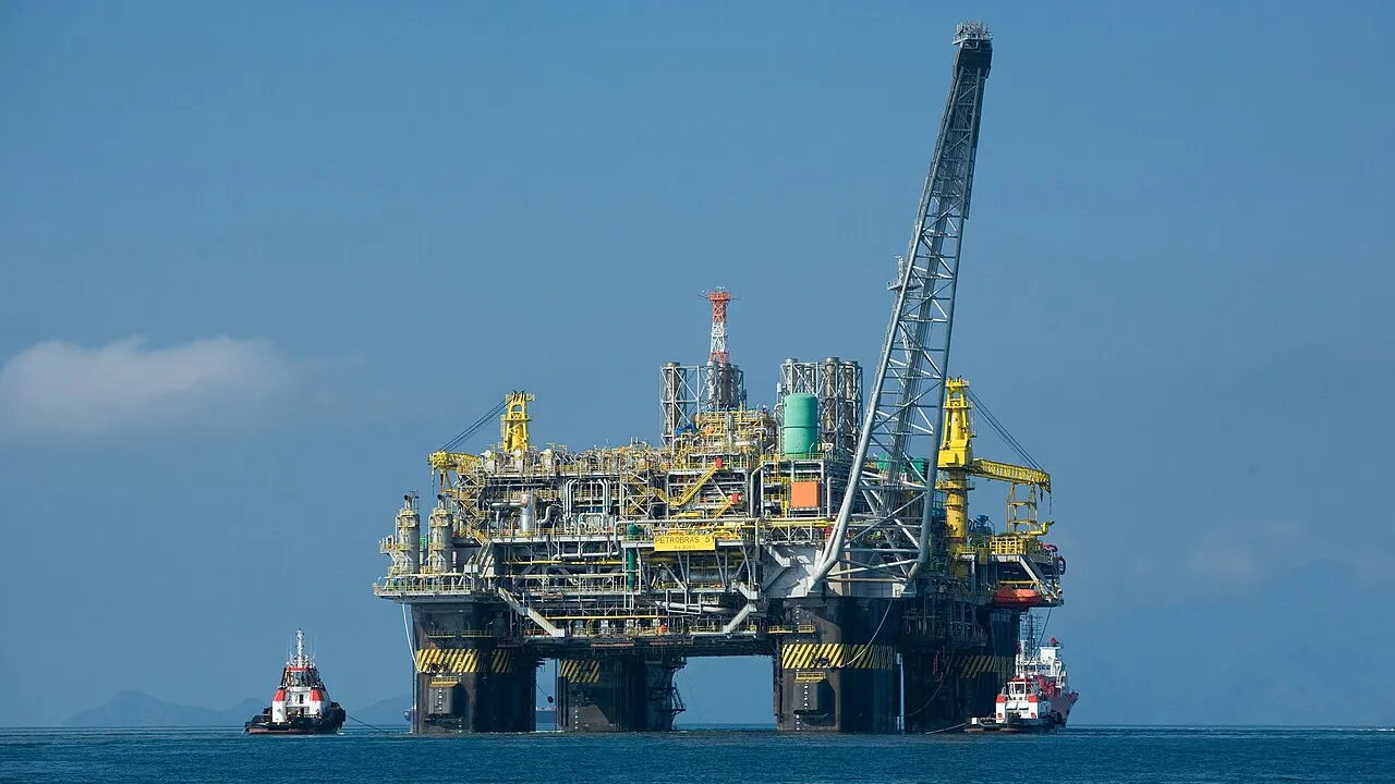 Slight dip in oil prices after three-session gains as Russian diesel supply eyed