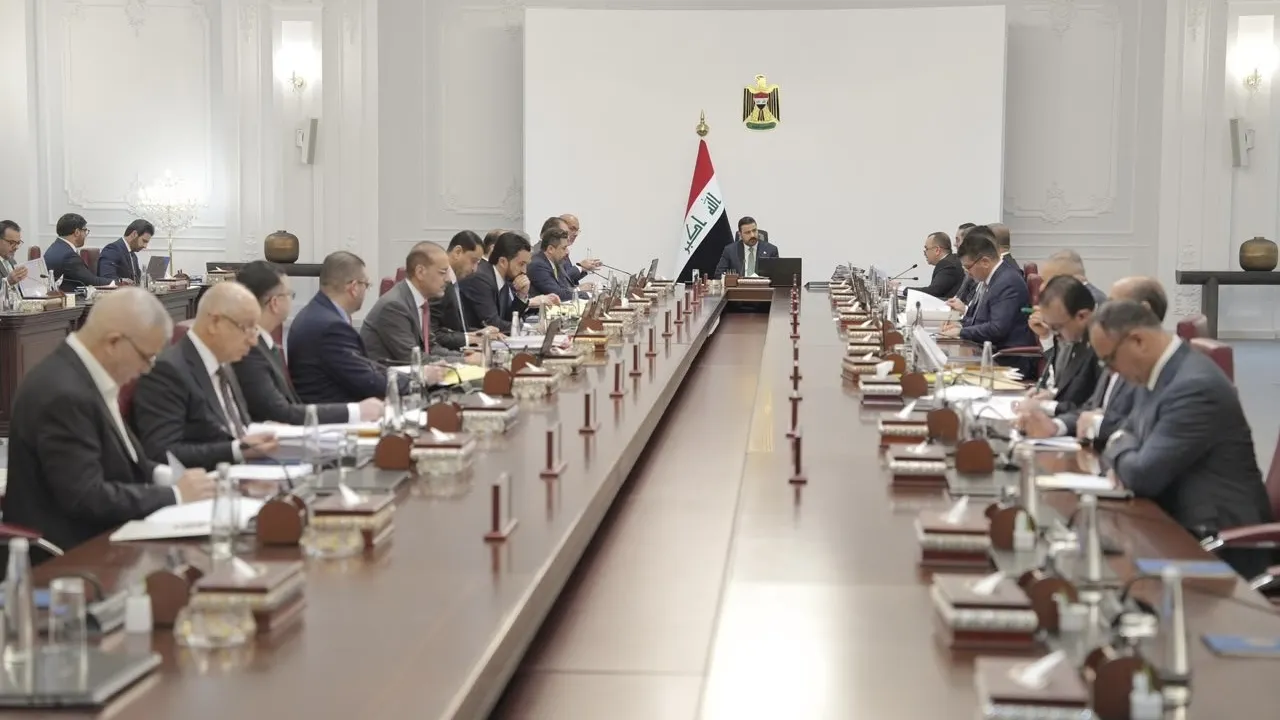 مجلس الوزراء يعقد جلسته الاعتيادية في بغداد برئاسة علي فالح الزيدي