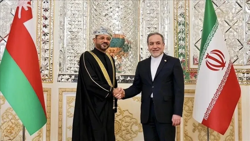 Abbas Araghchi ringer sin omanske motsvarighet för att diskutera utvecklingen i Jemen och vägar till fred
