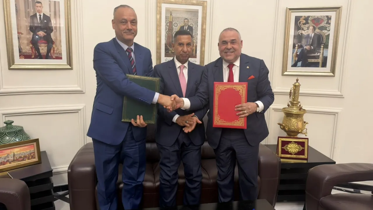 اتحاد الغرف التجارية يوقع مذكرة تفاهم مع نظيره المغربي في الدار البيضاء