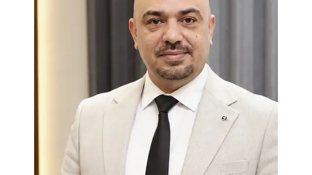 عاجل.. من هو قتيبة غازي وزير التخطيط الجديد؟ السيرة الذاتية والحزب