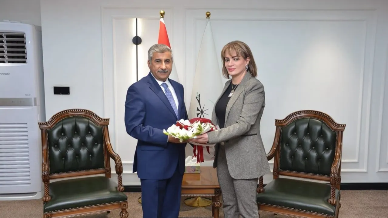 العيثاوي يتسلم وزارة الثقافة رسمياً من سروة عبد الواحد