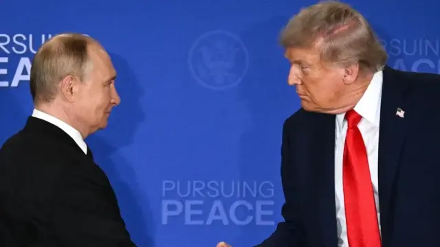 ترمب يصدر أمراً تنفيذياً يعفي روسيا من جزء من عقوبات وقانون غراهام يعلق تطبيق بنوده