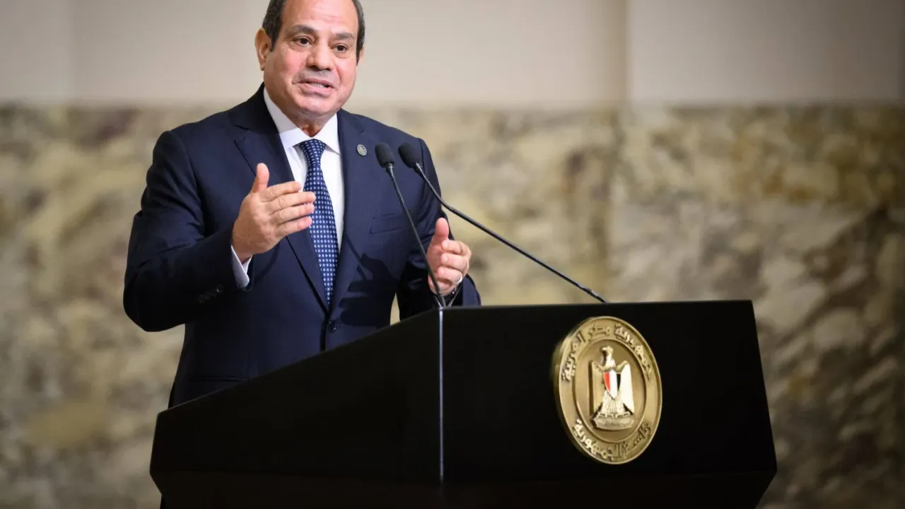 السيسي يدعو البرلمان إلى جلسة طارئة لتفويضه بالتدخل لحماية السعودية