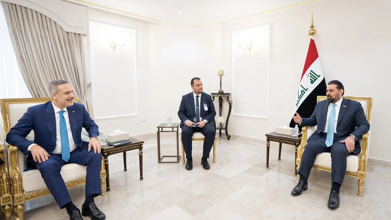 الحلبوسي يستقبل وزير خارجية تركيا ويؤكدان على تفعيل دور منظمة التعاون الإسلامي