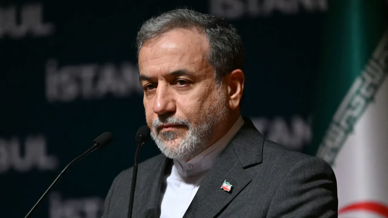 عراقجي: خطة طهران السباعية قائمة ومصير فتح مضيق هرمز مرتبط بالتزام واشنطن