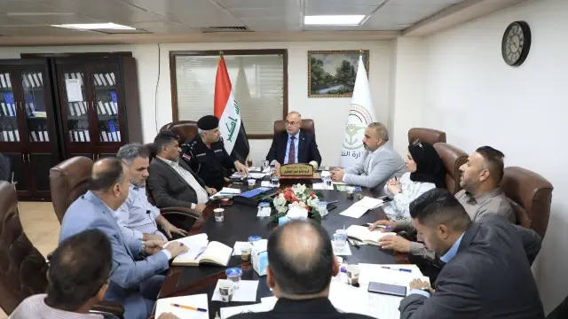 الدائرة الفنية بوزارة النقل تبحث تعديل بنود مذكرة التفاهم مع مصر