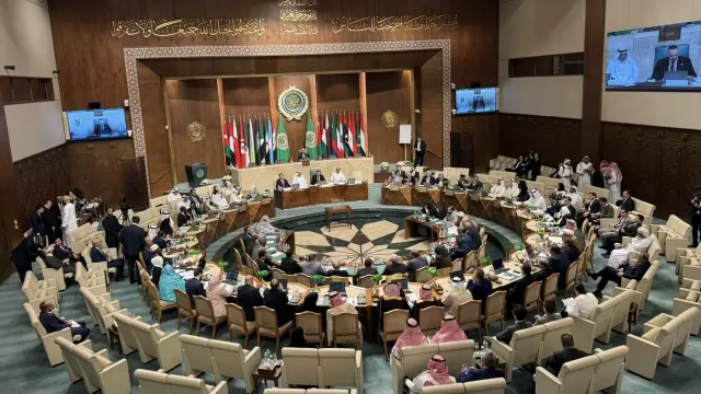 سعد العتيبي ينتخب بالتزكية رئيساً للبرلمان العربي في القاهرة