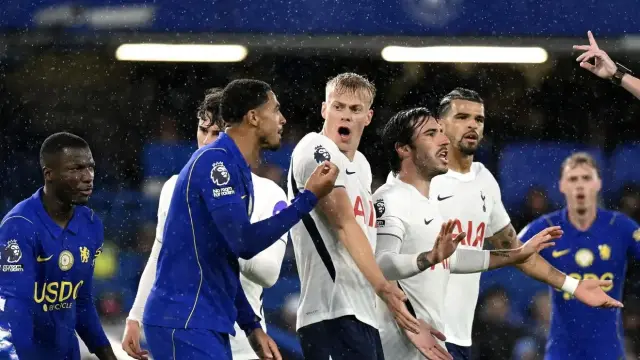 توتنهام يفوز 2-0 على تشيلسي في ستامفورد بريدج ويواصل انتفاضته بالدوري