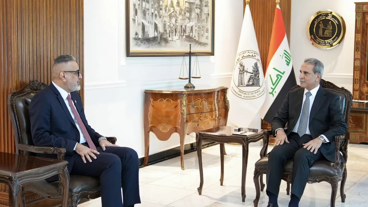 رئيس مجلس القضاء الأعلى يستقبل وزير السياحة ويبحثان حلولاً قانونية لإشكاليات القطاع