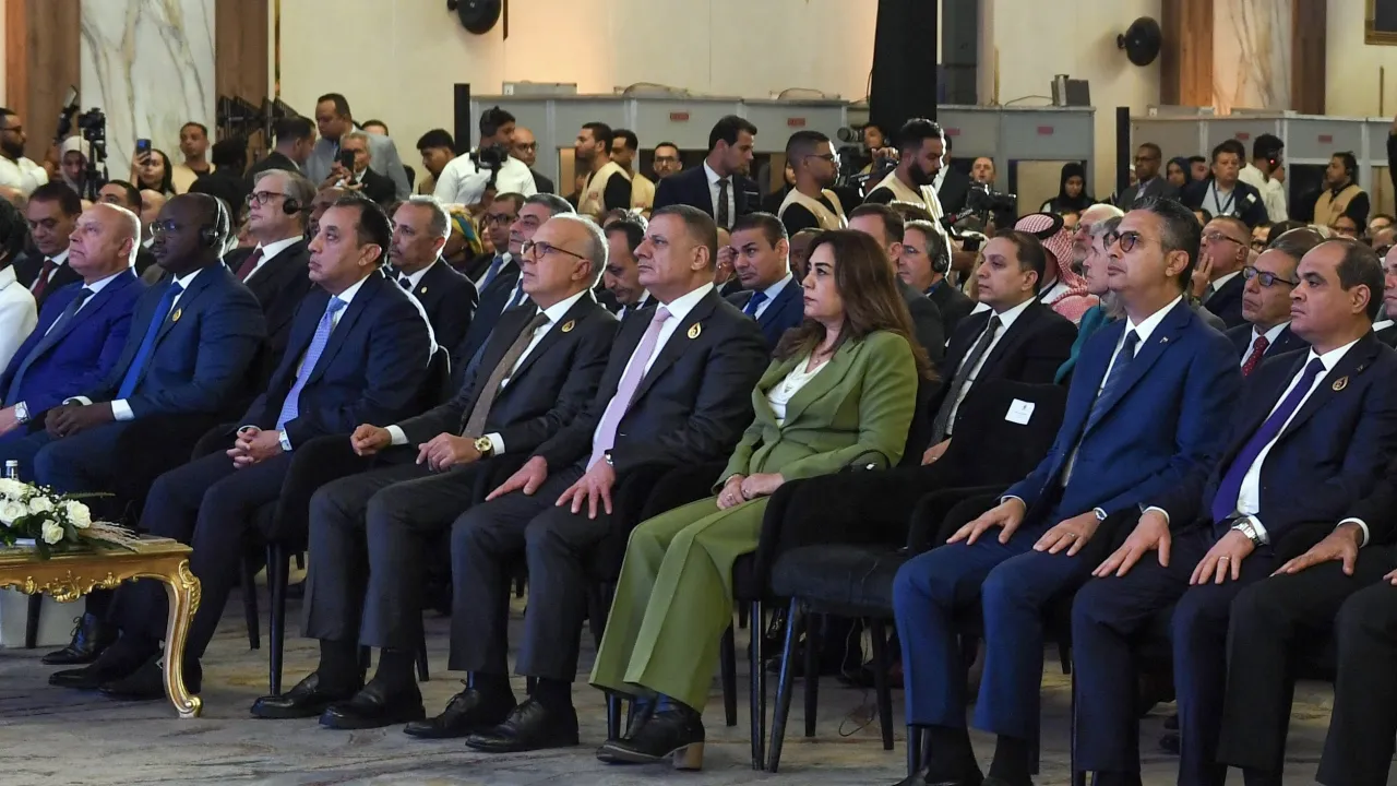 وزير الموارد المائية يقود وفد العراق في أسبوع القاهرة للمياه 2026