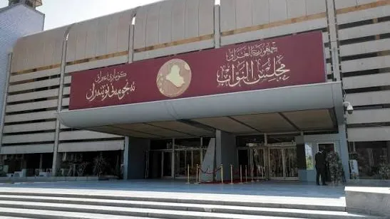 مجلس النواب يمدّد الفصل التشريعي 30 يوماً وأربعة نواب يؤدون اليمين