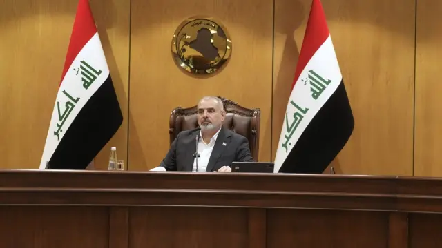 النائب الأول لرئيس البرلمان يترأس جلسة استماع لمناقشة مشروع قانون رعاية الأحداث