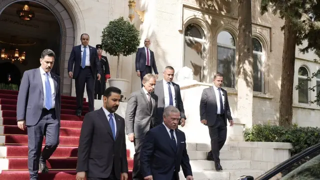 رئيس الوزراء علي فالح الزيدي يعود إلى بغداد عقب زيارة رسمية للأردن