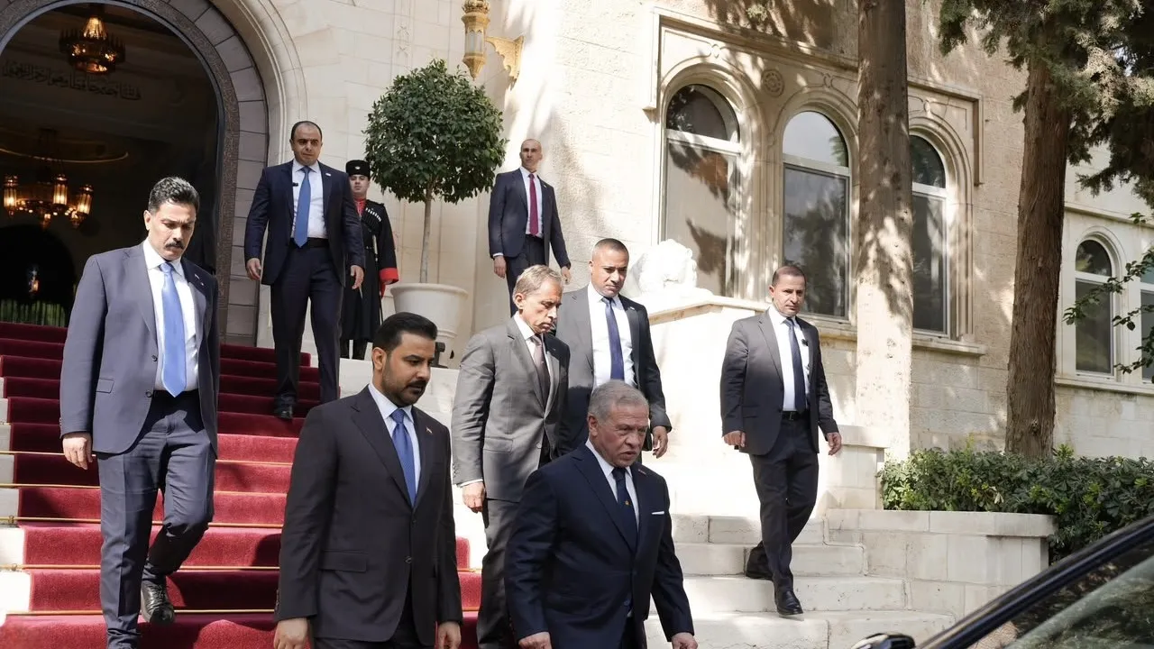رئيس الوزراء علي فالح الزيدي يعود إلى بغداد عقب زيارة رسمية للأردن