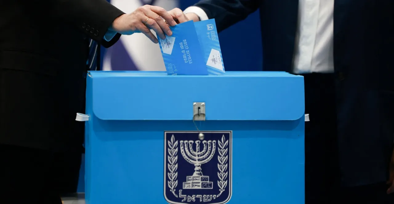 Chiusura dei seggi nelle elezioni della Knesset con affluenza vicino al 75% e previsioni di avanzata del Likud