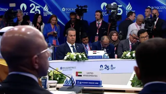 وكيل النفط يؤكد تقدم العراق في استثمار الغاز ويعرض خططاً لتوقف الحرق في قمة موسكو